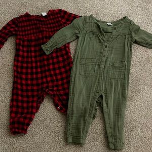 Old Navy Rompers 18-24m